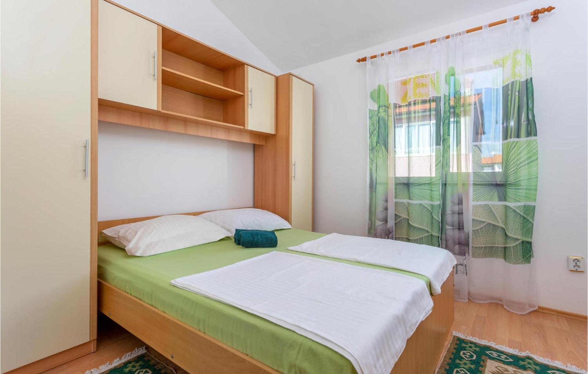 Beautiful Apartment In Krk With Kitchen Krk Town Buitenkant foto