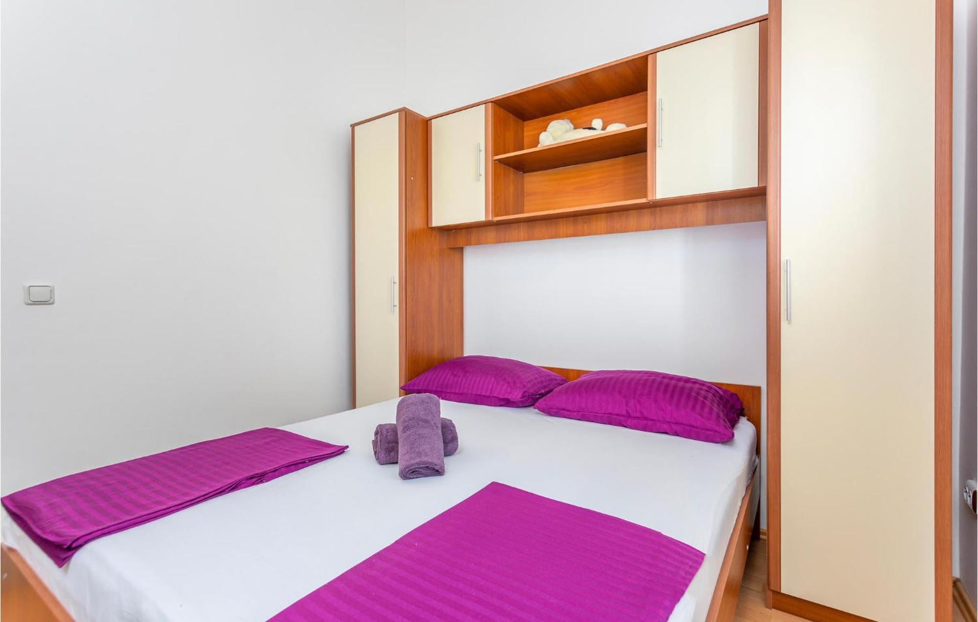 Beautiful Apartment In Krk With Kitchen Krk Town Buitenkant foto